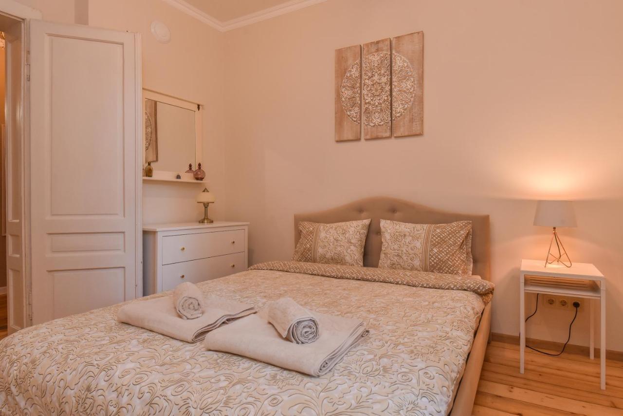 Spacious Vintage 2Br, 2Bath Apartment By Flat Mаnager 소피아 외부 사진